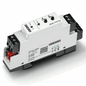 KNX IQ-Box HS: DIN rail variant for mounting on a DIN rail.